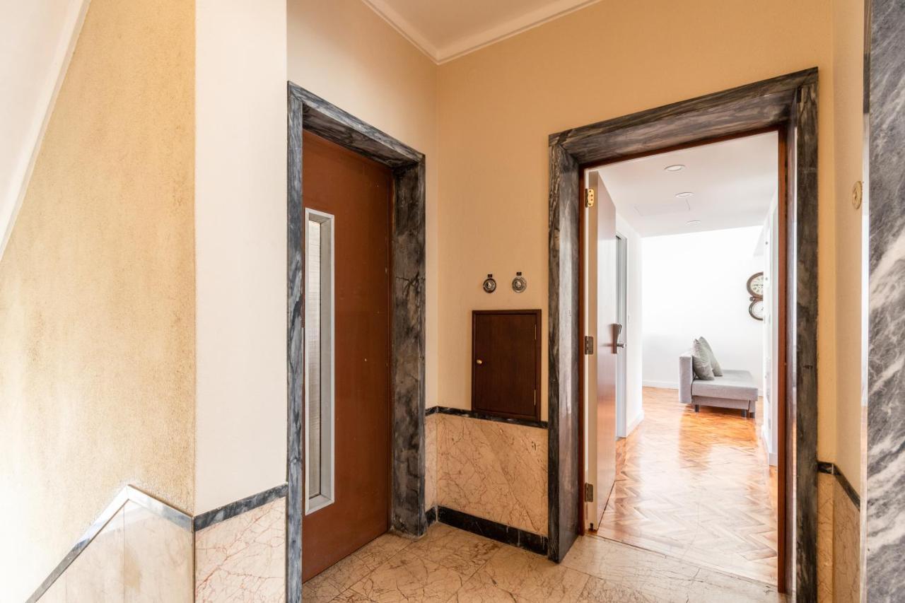 Carmo Apartments Lisbon Exterior photo